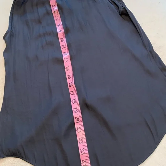 BANANA REPUBLIC deep blue gray sleeveless ruffled neck button front blou… - Picture 7 of 11